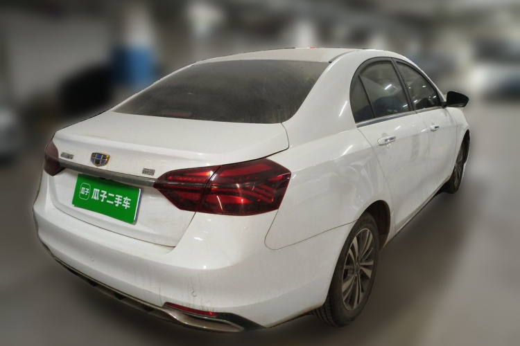 GEELY Emgrand 2018 car image #5