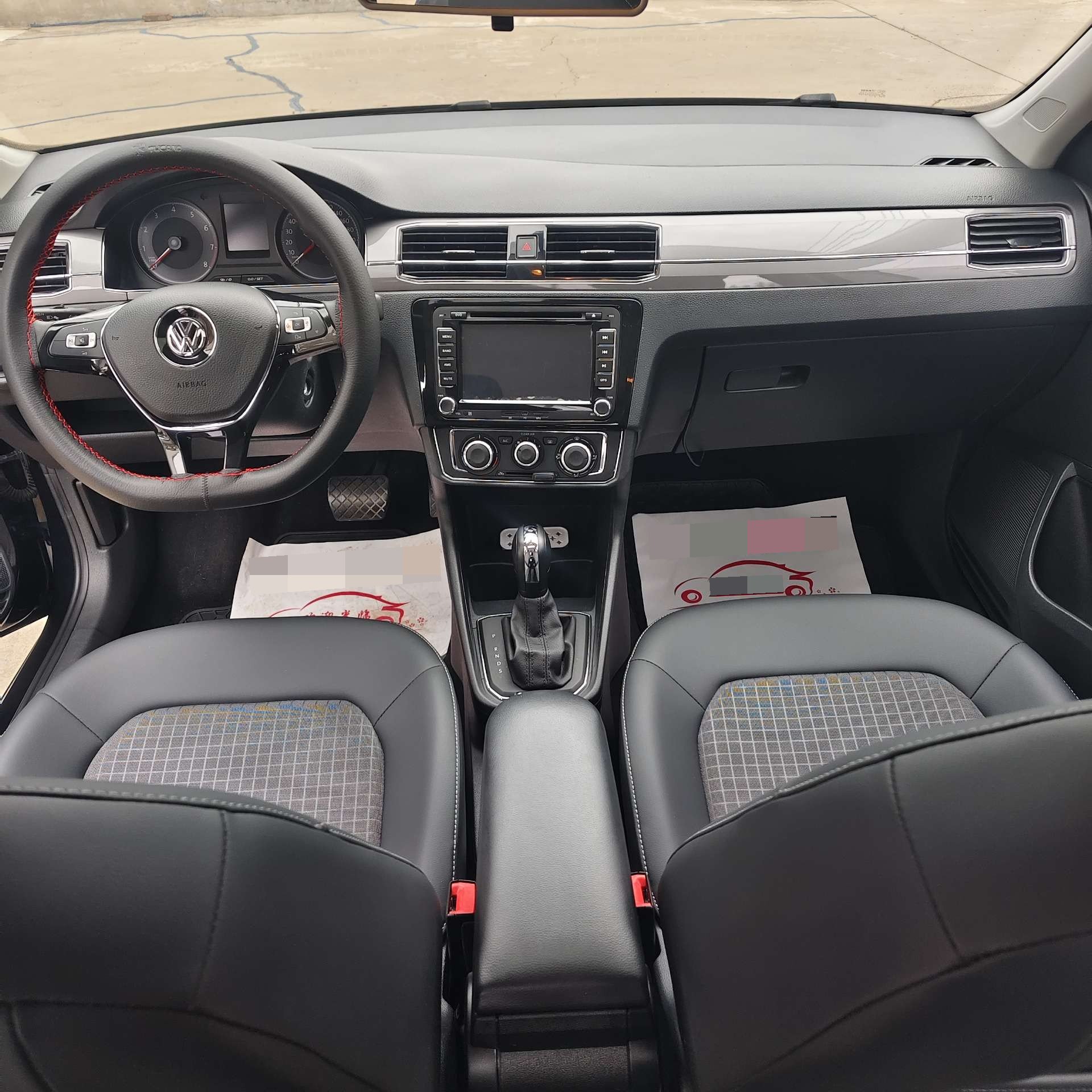 Volkswagen Santana 2017 imagem de carro #8