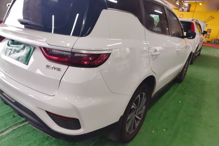 GEELY Vision X6 2020 #8 GEELY Vision X6 2020 car image #8