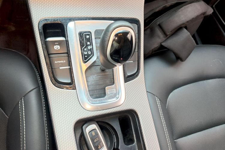GEELY Emgrand GS 2017 car image #14