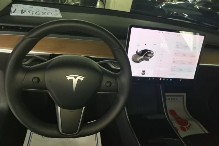 Tesla Model 3 2020 #14 Tesla Model 3 2020 car image #14
