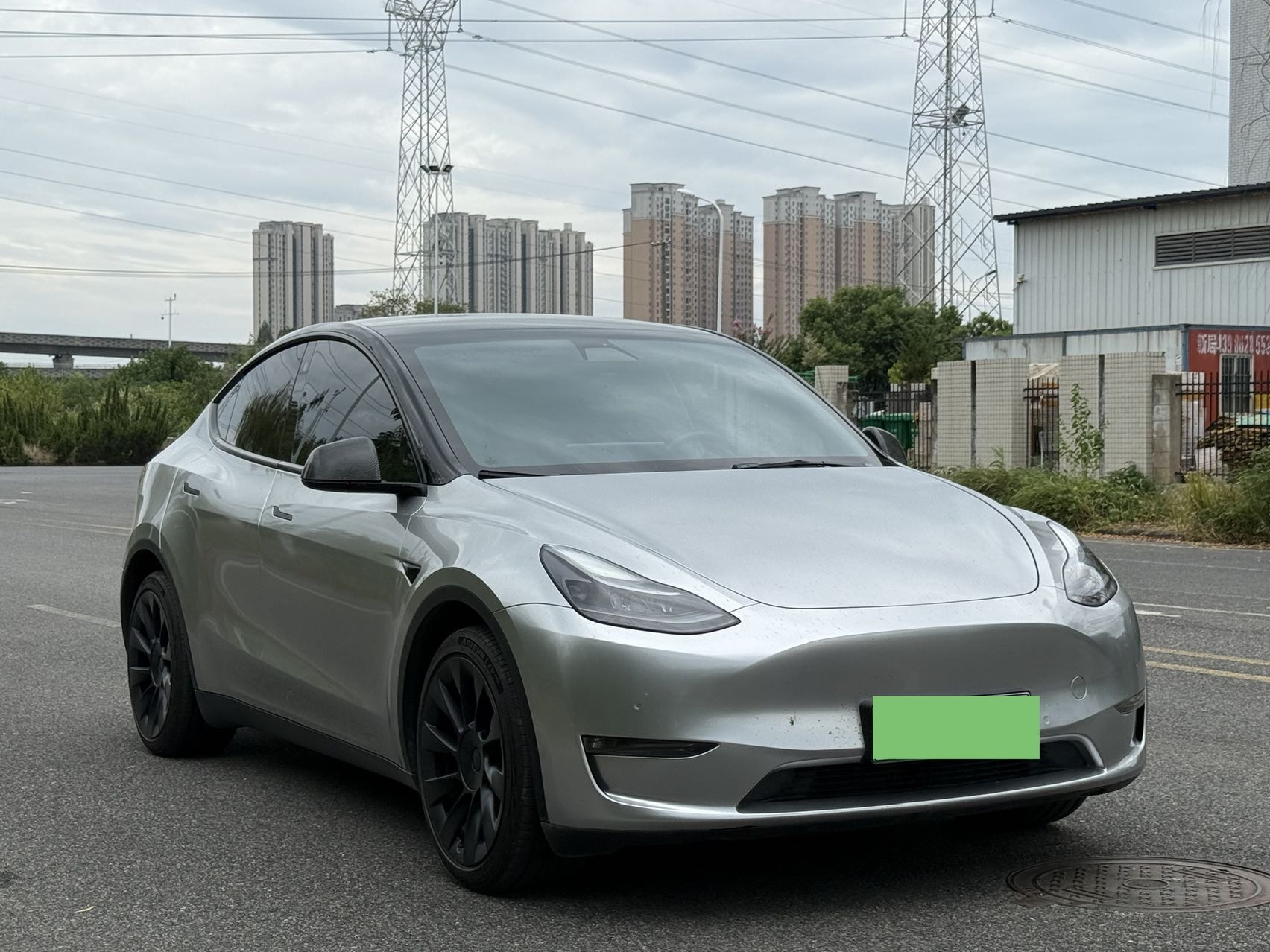 Tesla Model Y 2022 #3 Tesla Model Y 2022 car image #3