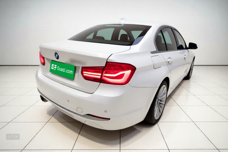 BMW 3 Series 2018 car image #7