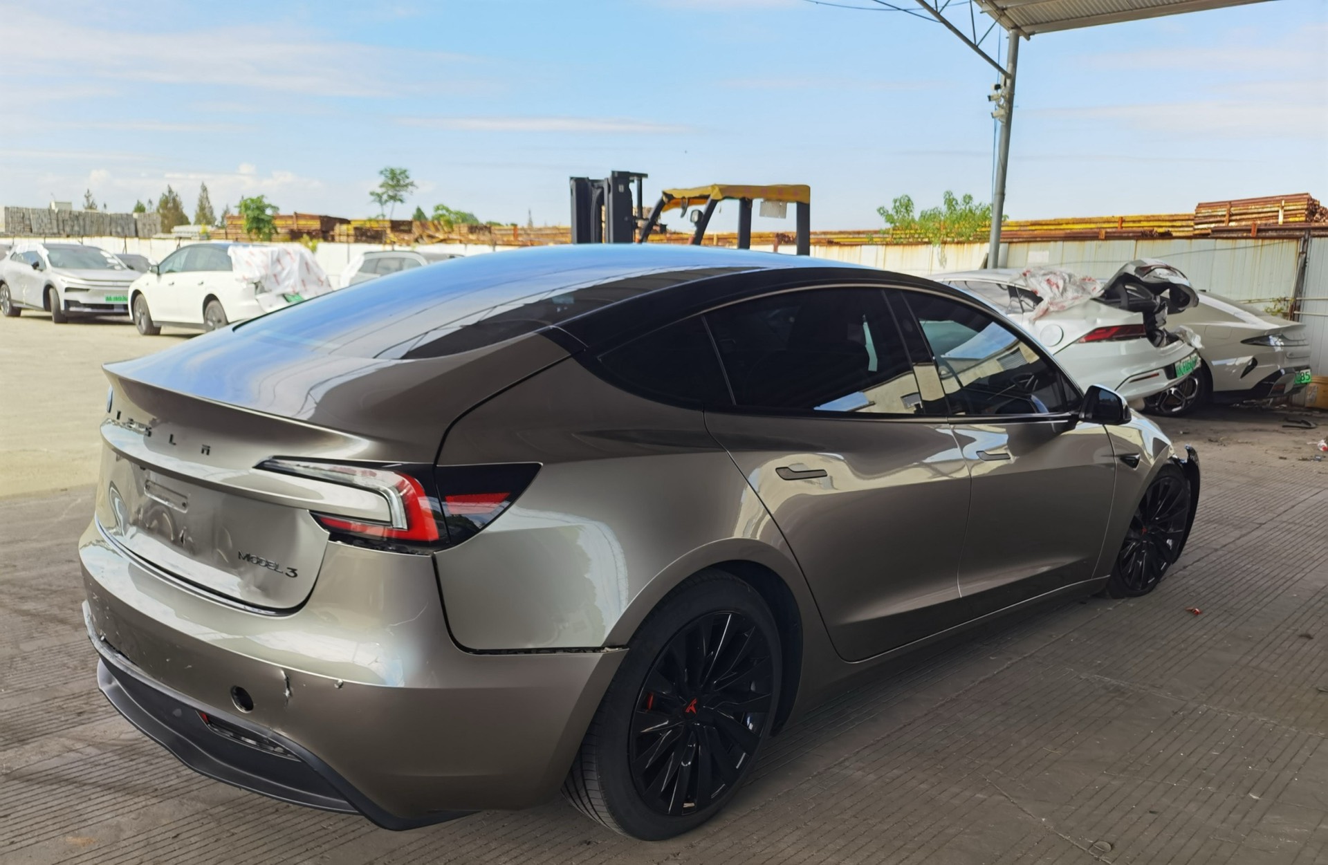 特斯拉 Model 3 2024 汽车图片 #4