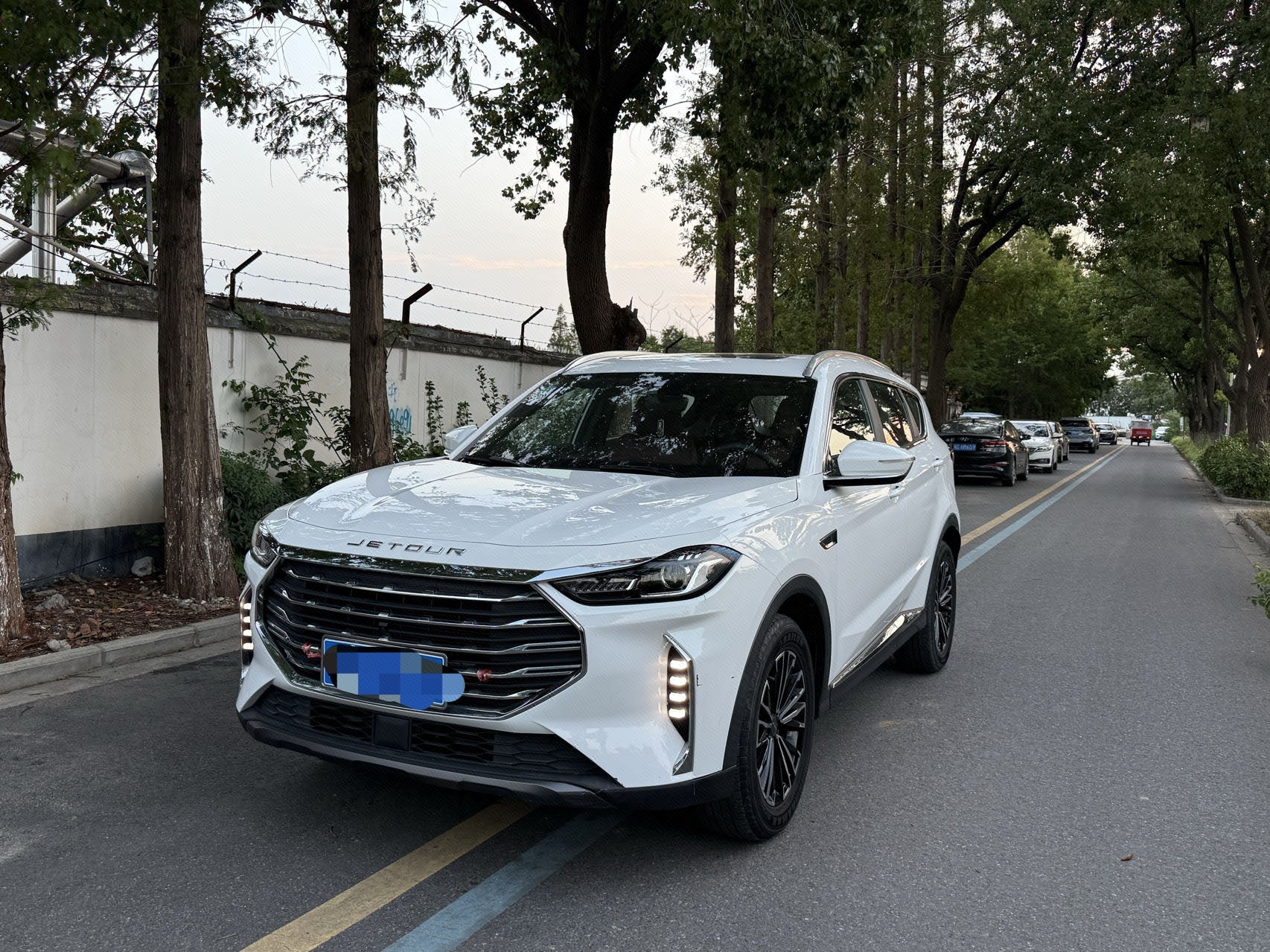 Jetour X70 PLUS 2022 car image 