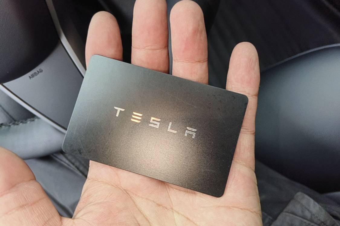 Tesla Model Y 2024 صورة سيارة #21