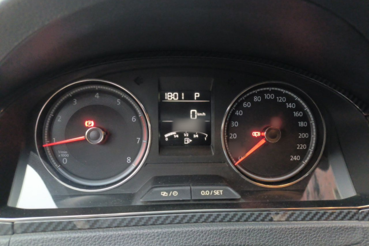 Volkswagen Santana 2018 image de voiture #16