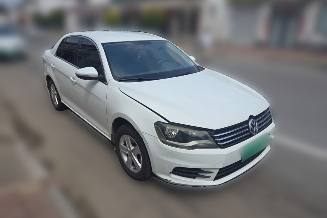 Volkswagen Bora 2015 car image #2