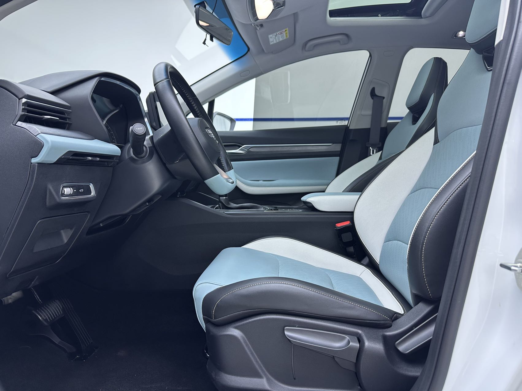 GEELY Emgrand S 2022 car image #7