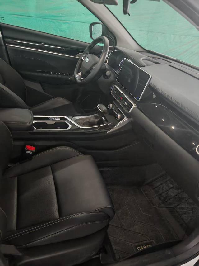 GEELY Coolray 2025 #4 GEELY Coolray 2025 car image #4