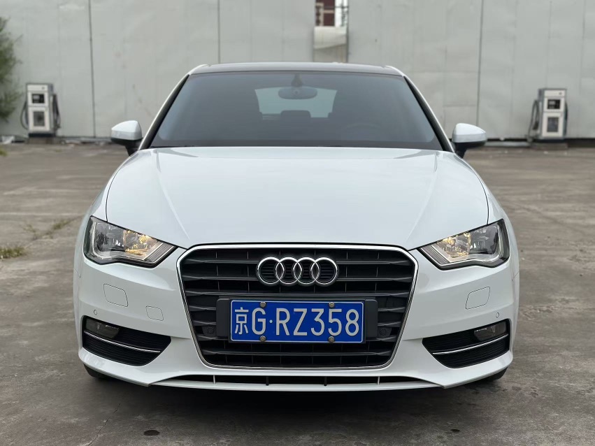 Audi A3 2015 car image #2