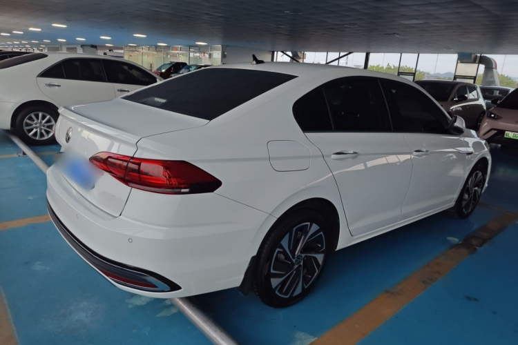 Volkswagen Bora 2023 #6 Volkswagen Bora 2023 صورة سيارة #6