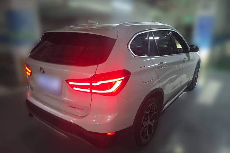 BMW X1 2018 #7 BMW X1 2018 immagine di auto #7
