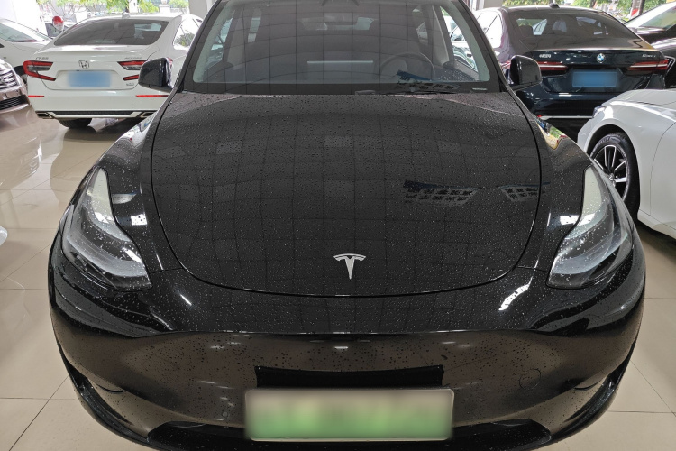 Tesla Model Y 2023 #3 Tesla Model Y 2023 car image #3