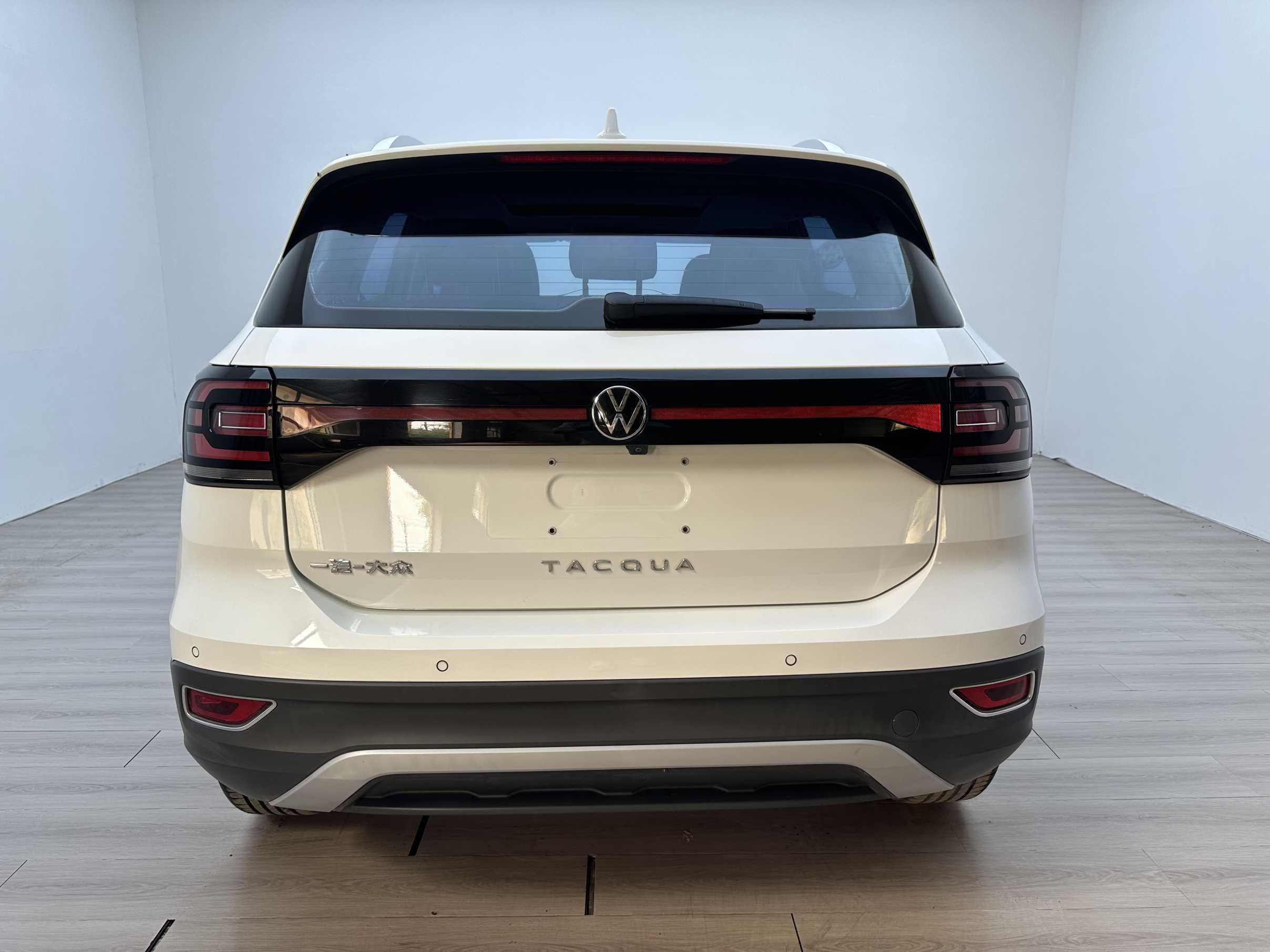 Volkswagen Tacqua 2023 #5 Volkswagen Tacqua 2023 صورة سيارة #5