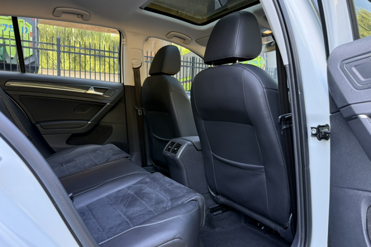 Volkswagen Golf 2018 #20 Volkswagen Golf 2018 car image #20