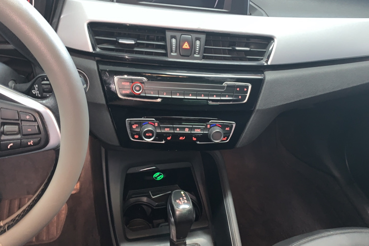 BMW X1 2017 #13 BMW X1 2017 imagen de coche #13