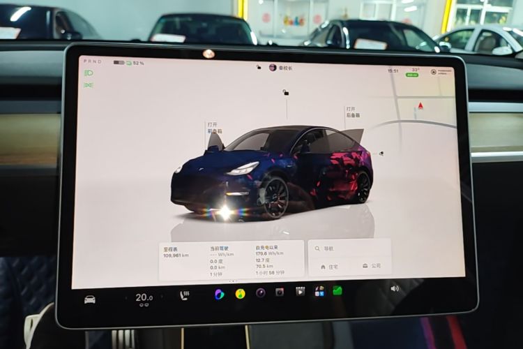 Tesla Model Y 2022 #12 Tesla Model Y 2022 car image #12