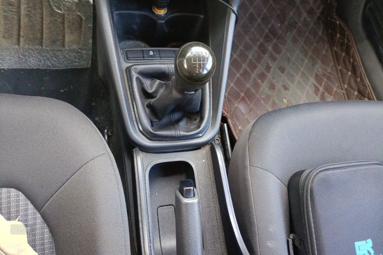Volkswagen Santana 2020 car image #16