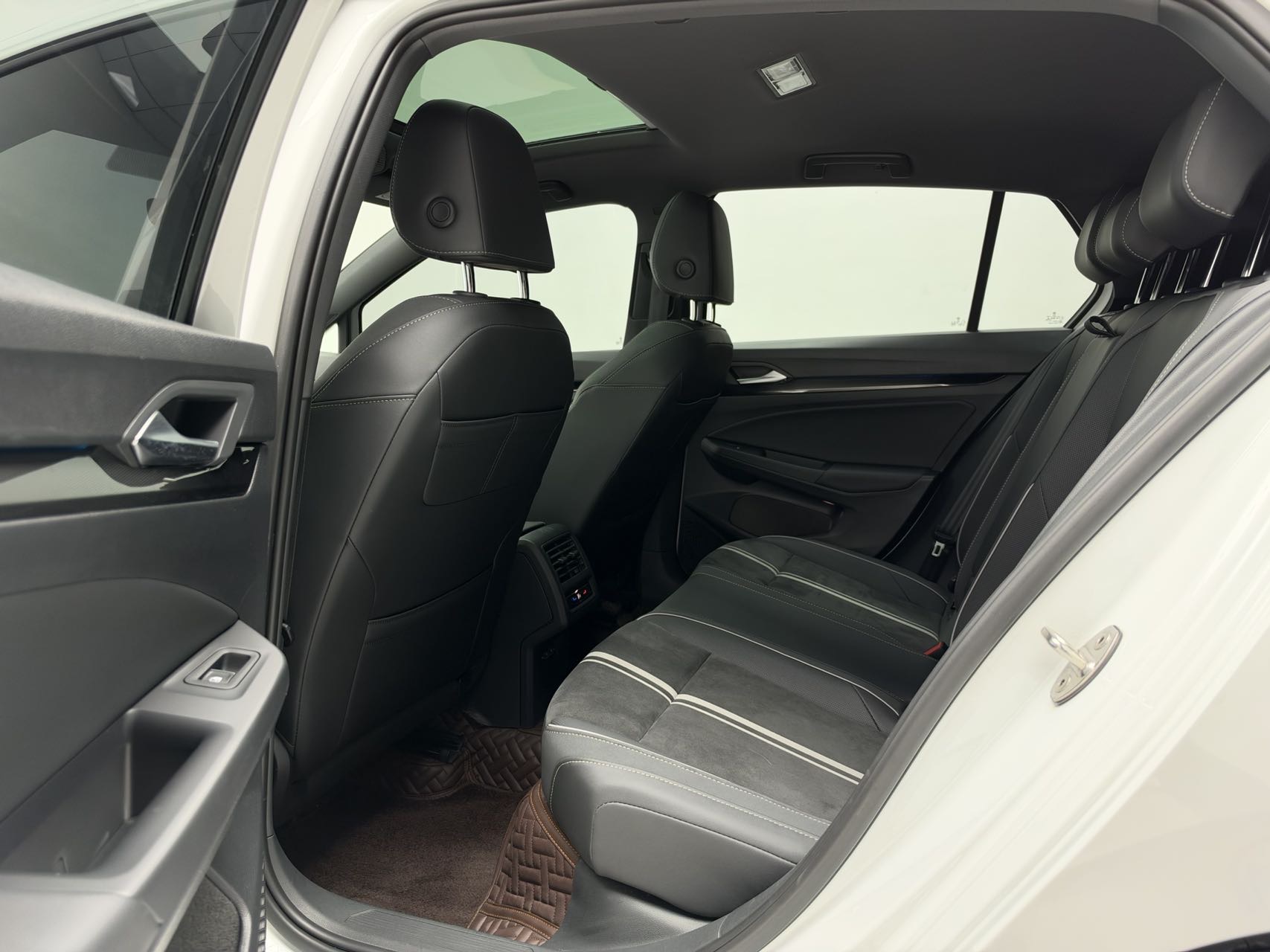 2022 #8 2022 immagine di auto #8