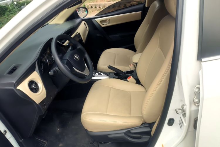 Toyota Corolla 2018 car image #15