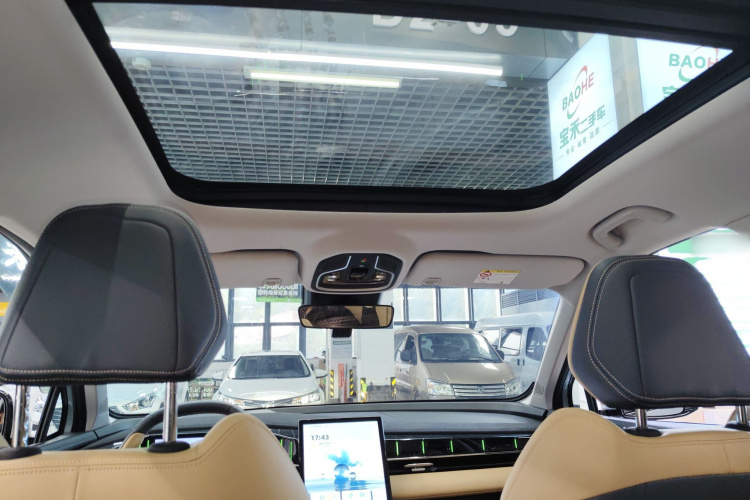 GEELY Boyue L 2023 صورة سيارة #18