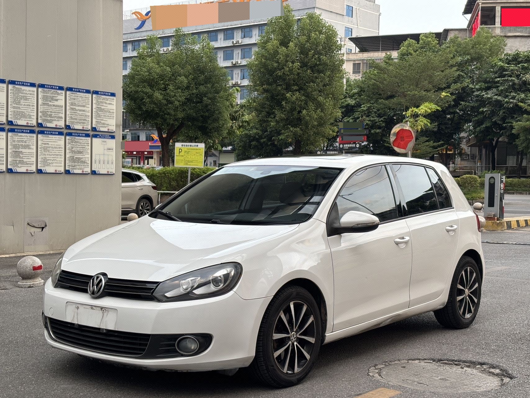 Volkswagen Golf 2012 Volkswagen Golf 2012 immagine di auto
