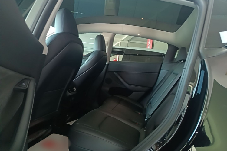 2023 #13 2023 immagine di auto #13