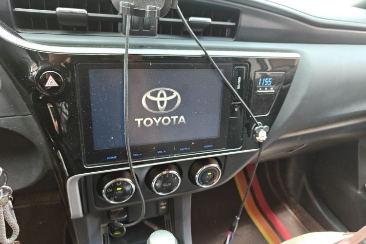 Toyota Corolla 2018 #13 Toyota Corolla 2018 car image #13