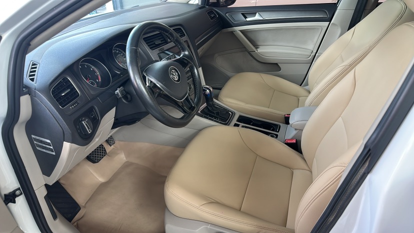 Volkswagen Golf 2015 car image #7
