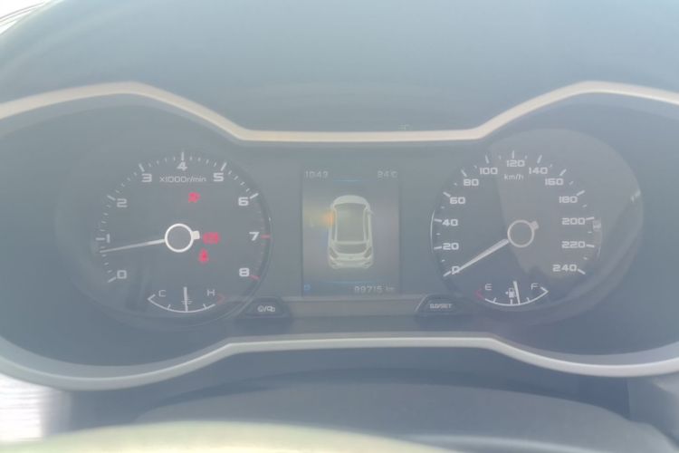 GEELY Emgrand GS 2019 car image #13