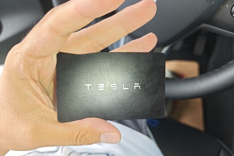 Tesla Model Y 2022 #9 Tesla Model Y 2022 car image #9