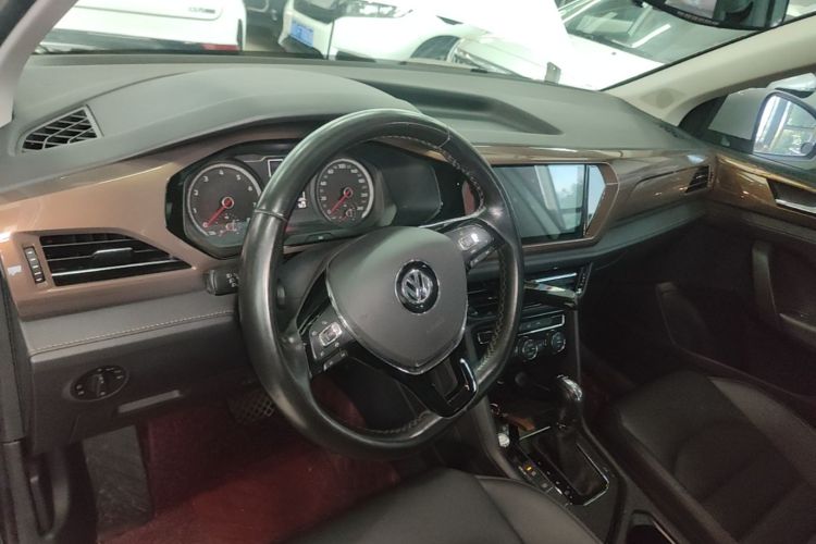 Volkswagen Tharu 2019 #11 Volkswagen Tharu 2019 car image #11