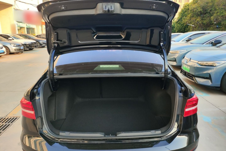 Volkswagen Lavida 2019 #19 Volkswagen Lavida 2019 car image #19