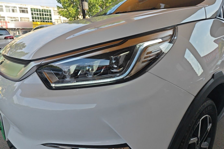 BYD Yuan Pro 2022 изображение автомобиля #23