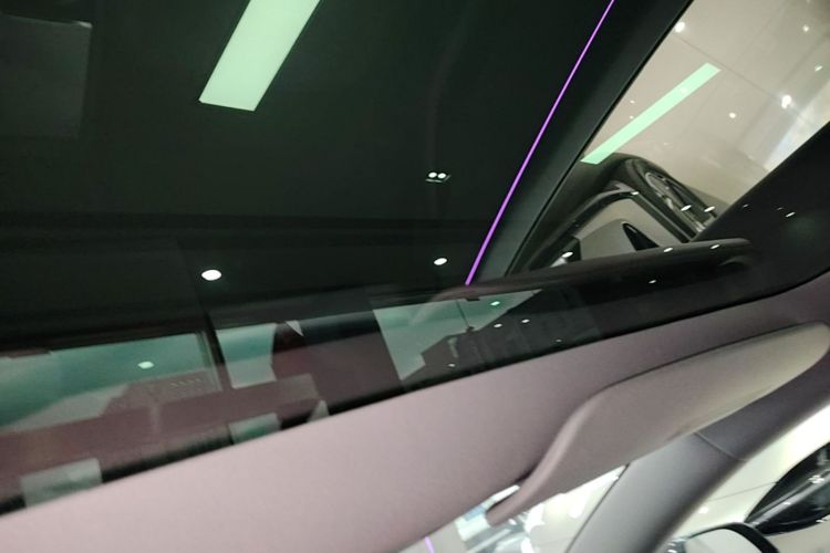 Tesla Model 3 2025 car image #18