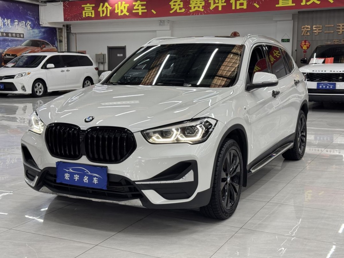BMW X1 2021 BMW X1 2021 car image