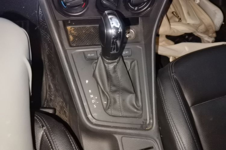 Volkswagen Lavida 2021 car image #14