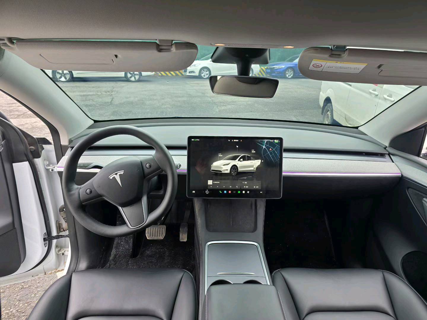 Tesla Model Y 2024 car image #7
