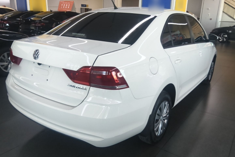 Volkswagen Santana 2023 صورة سيارة #5