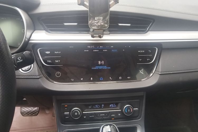 GEELY Emgrand 2018 #15 GEELY Emgrand 2018 car image #15