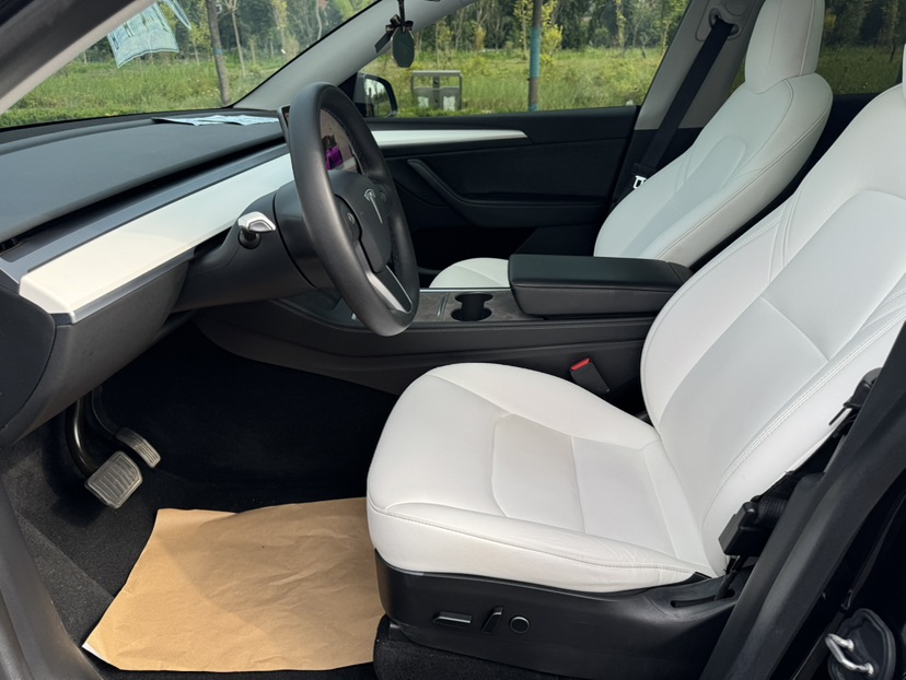 Tesla Model Y 2022 #8 Tesla Model Y 2022 car image #8