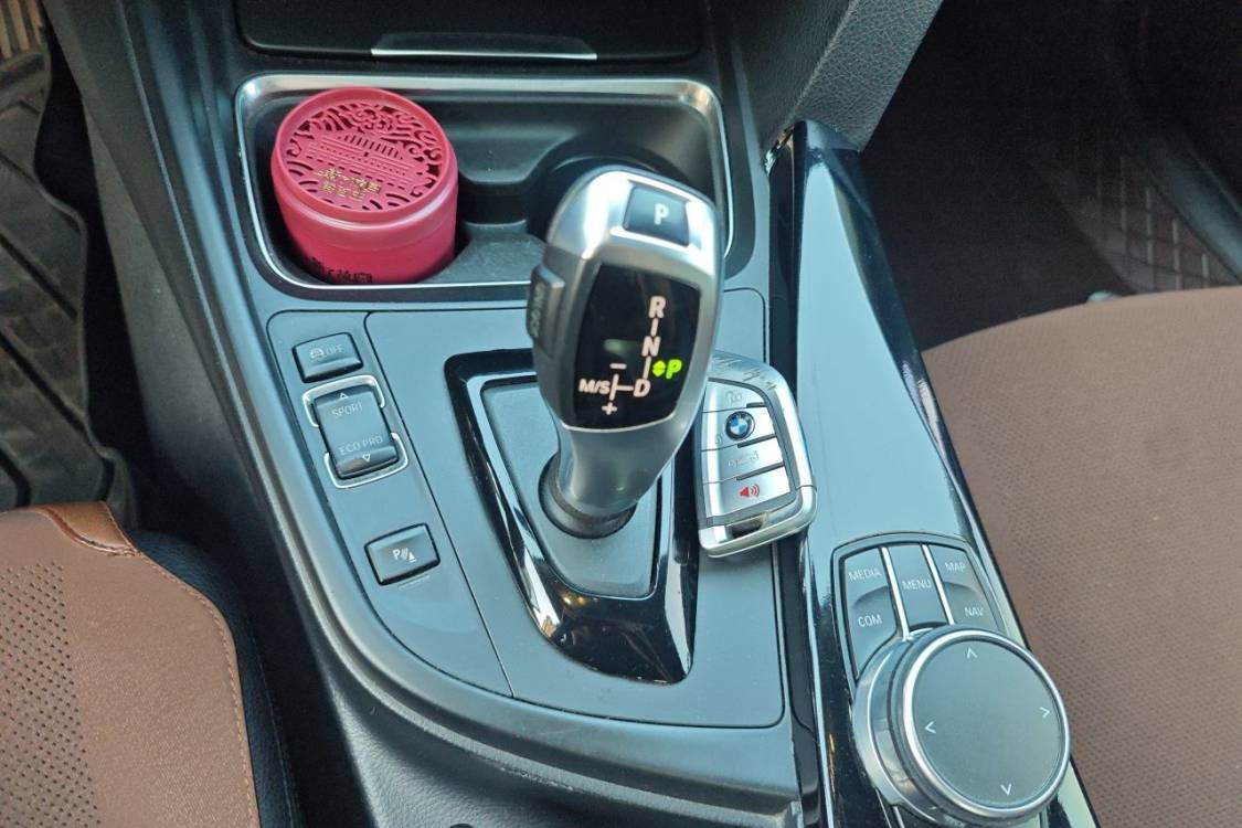 BMW 3 Series 2013 #29 BMW 3 Series 2013 car image #29