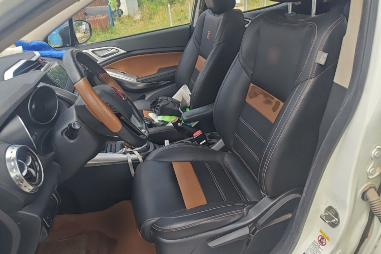 BYD Yuan 2017 #16 BYD Yuan 2017 car image #16
