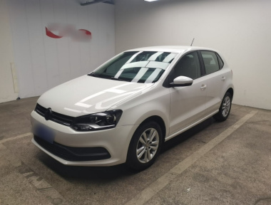 Volkswagen Polo 2015 Volkswagen Polo 2015 car image