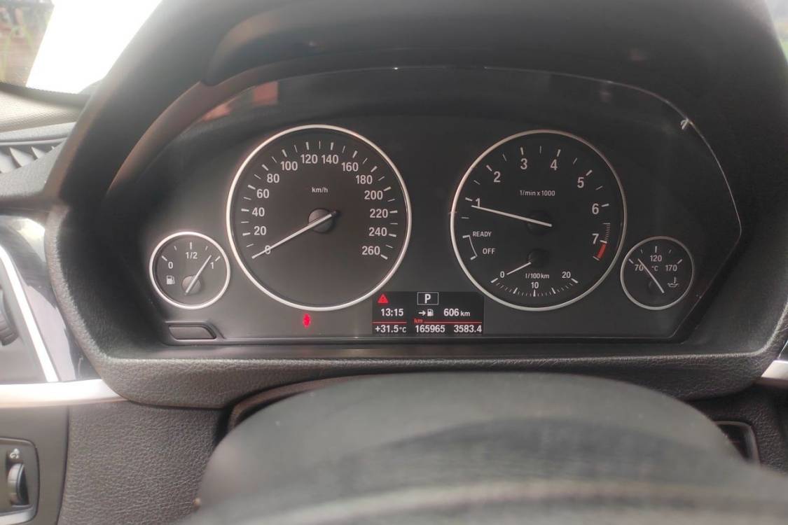 BMW 3 Series 2016 car image #27