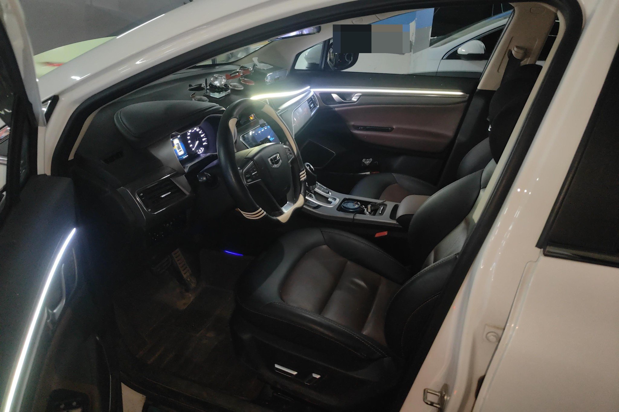 GEELY Emgrand GS 2018 immagine di auto #6