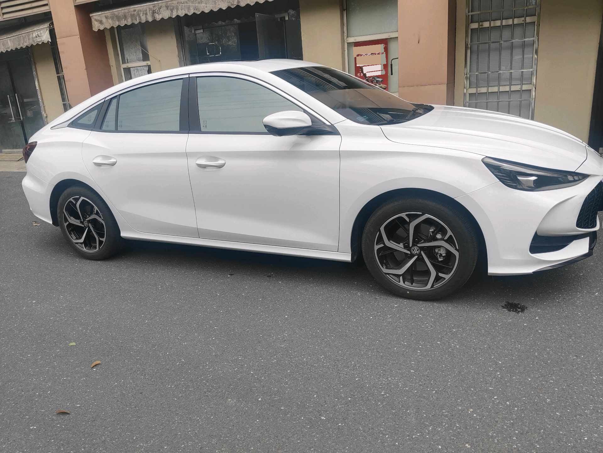 MG 5 2025 immagine di auto #2