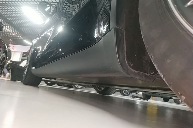Tesla Model Y 2022 #27 Tesla Model Y 2022 immagine di auto #27