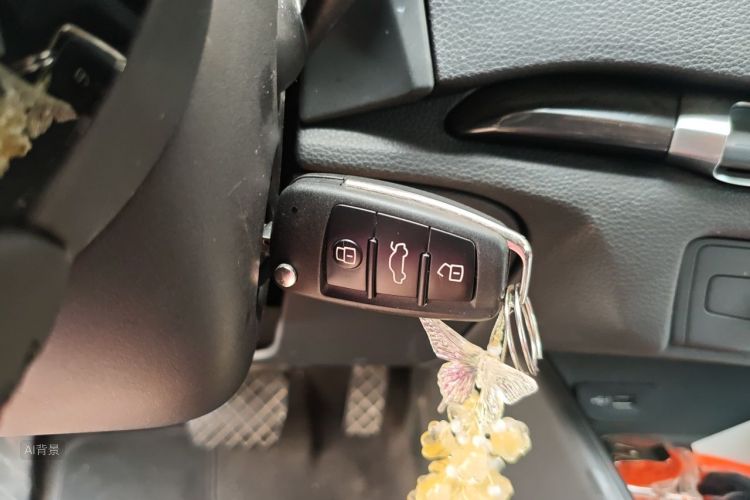 Audi A3 2019 car image #10